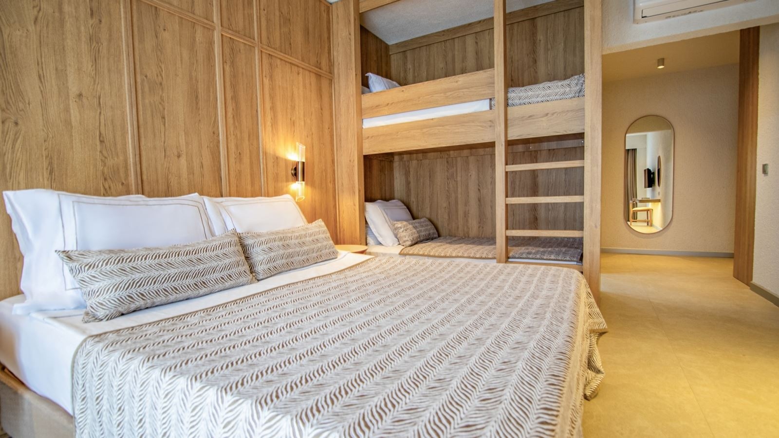 rooms-main-building-bunkbed-room