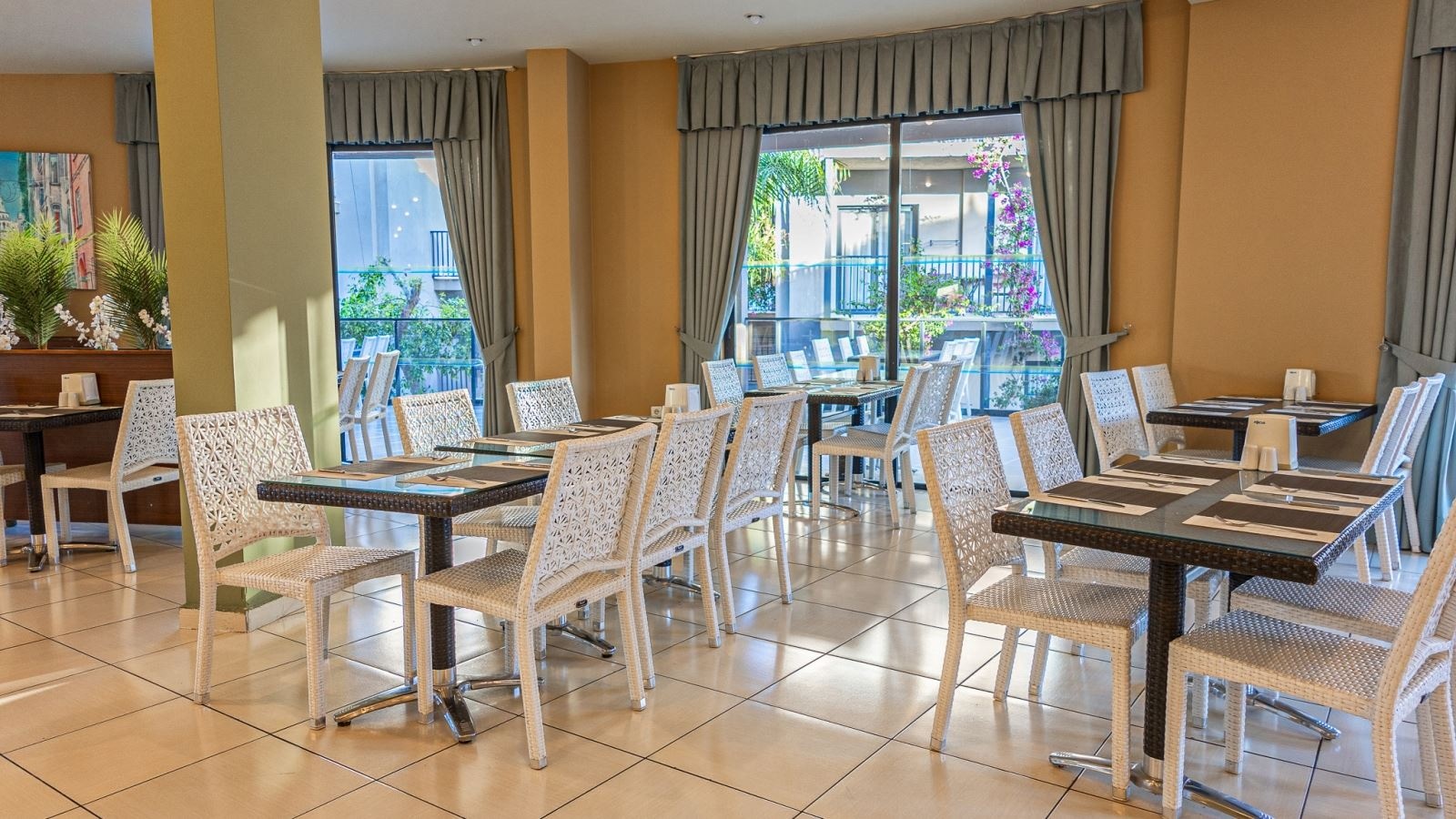 restaurants-main-restaurant