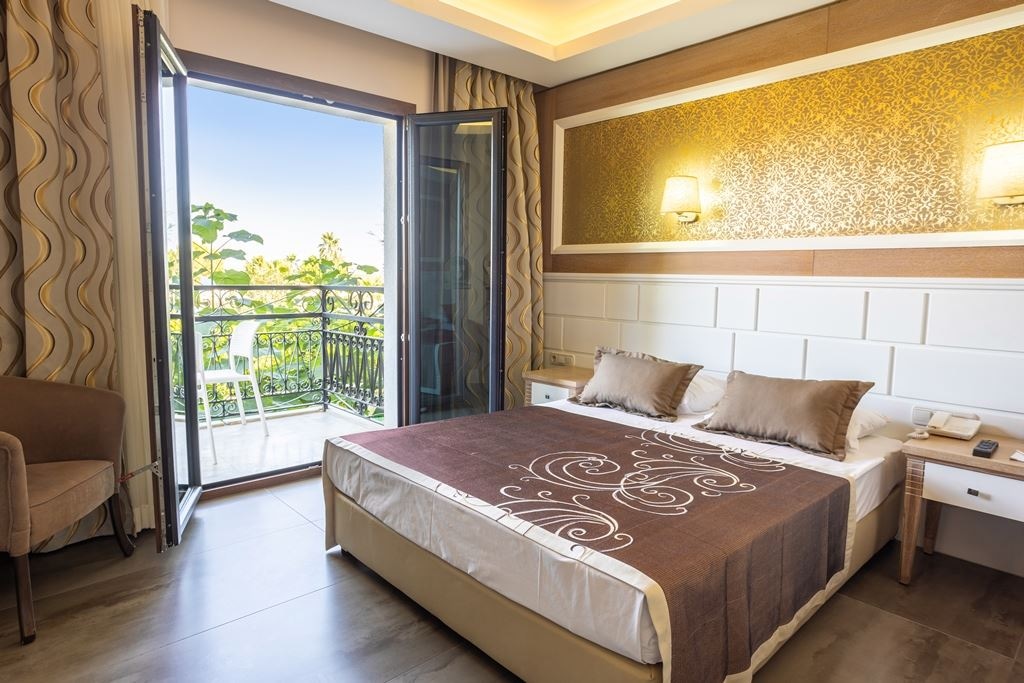 restaurants-aqua-blue-ala-carte