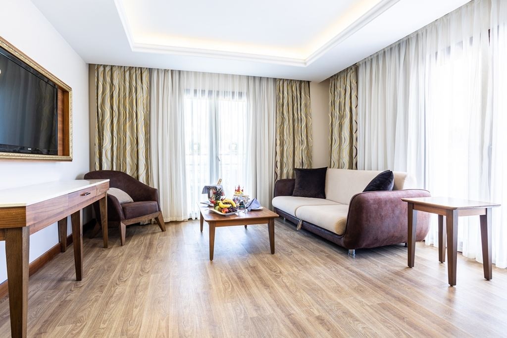 rooms-garden-deluxe-suit