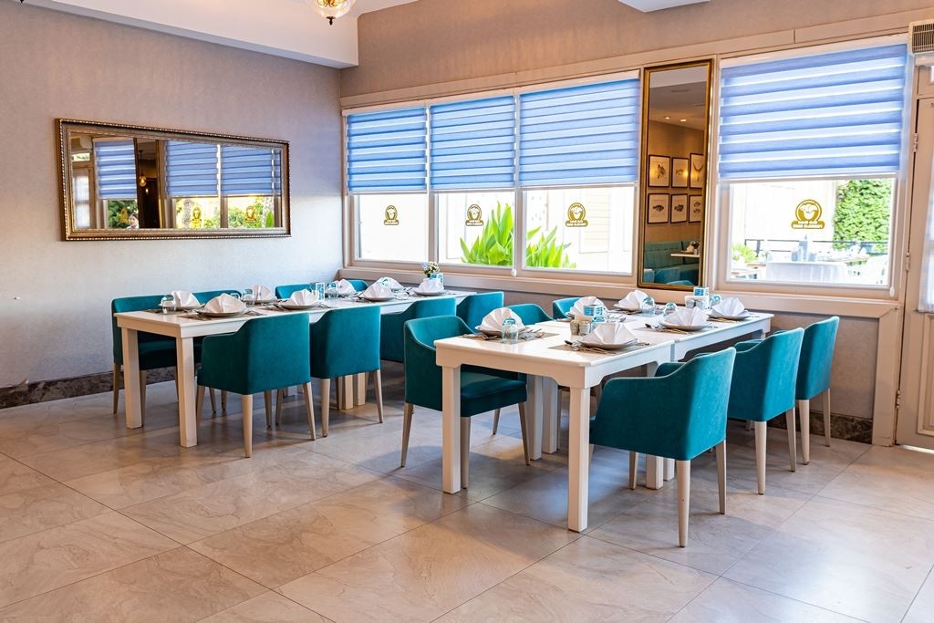 restaurants-aqua-blue-ala-carte