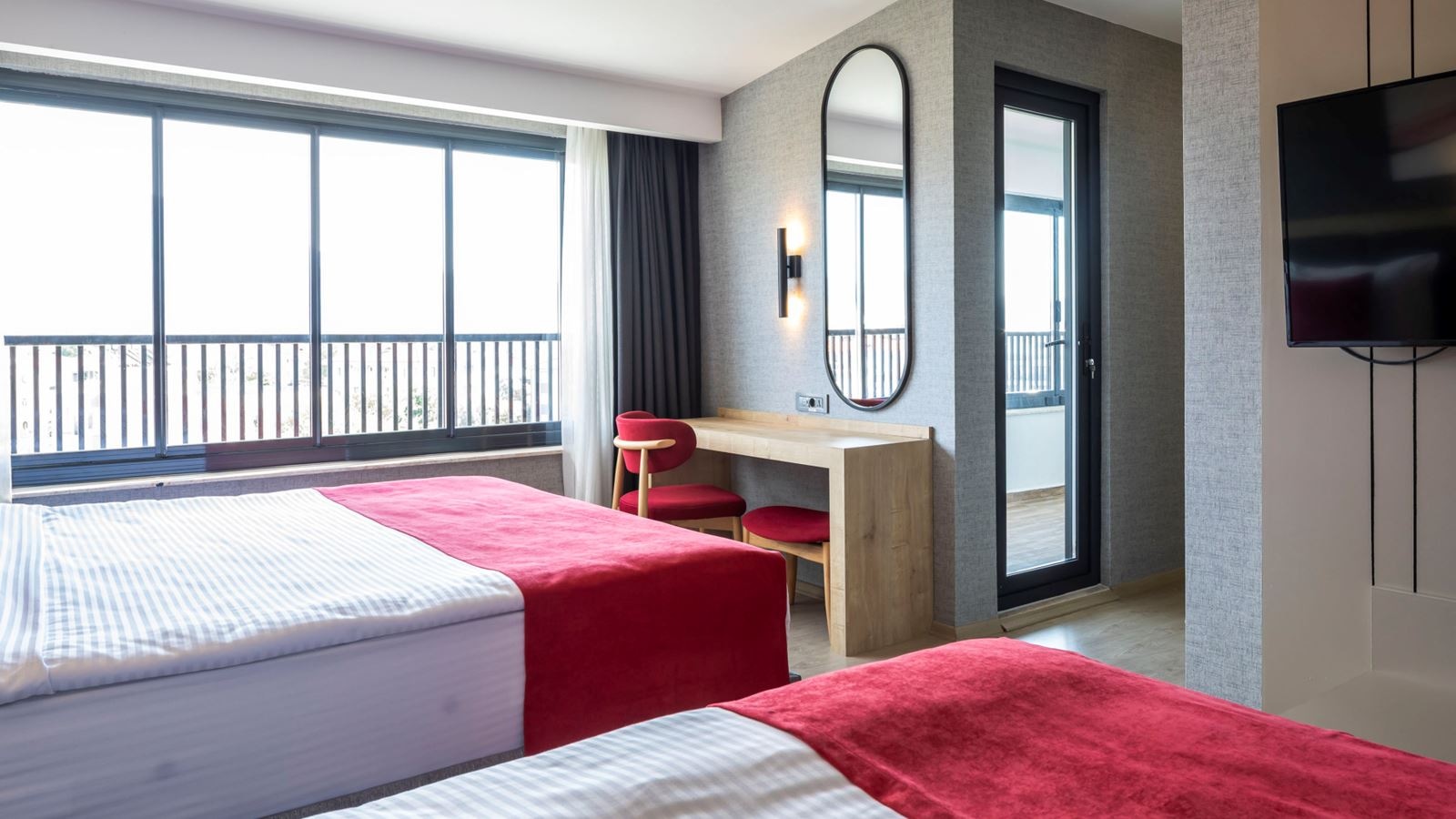 rooms-standart-kara-manzarali-oda