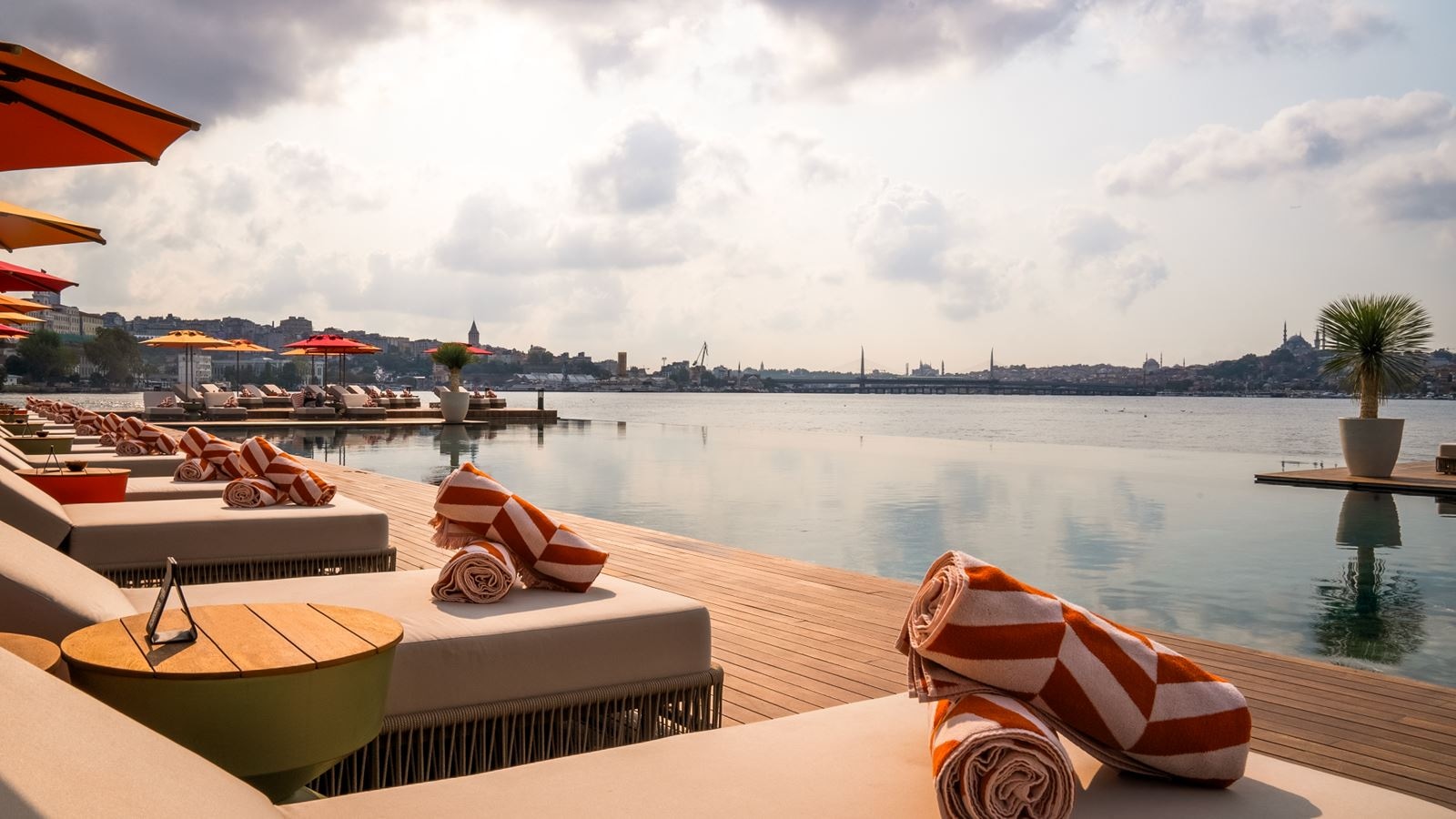 restaurants-velena-by-the-sea