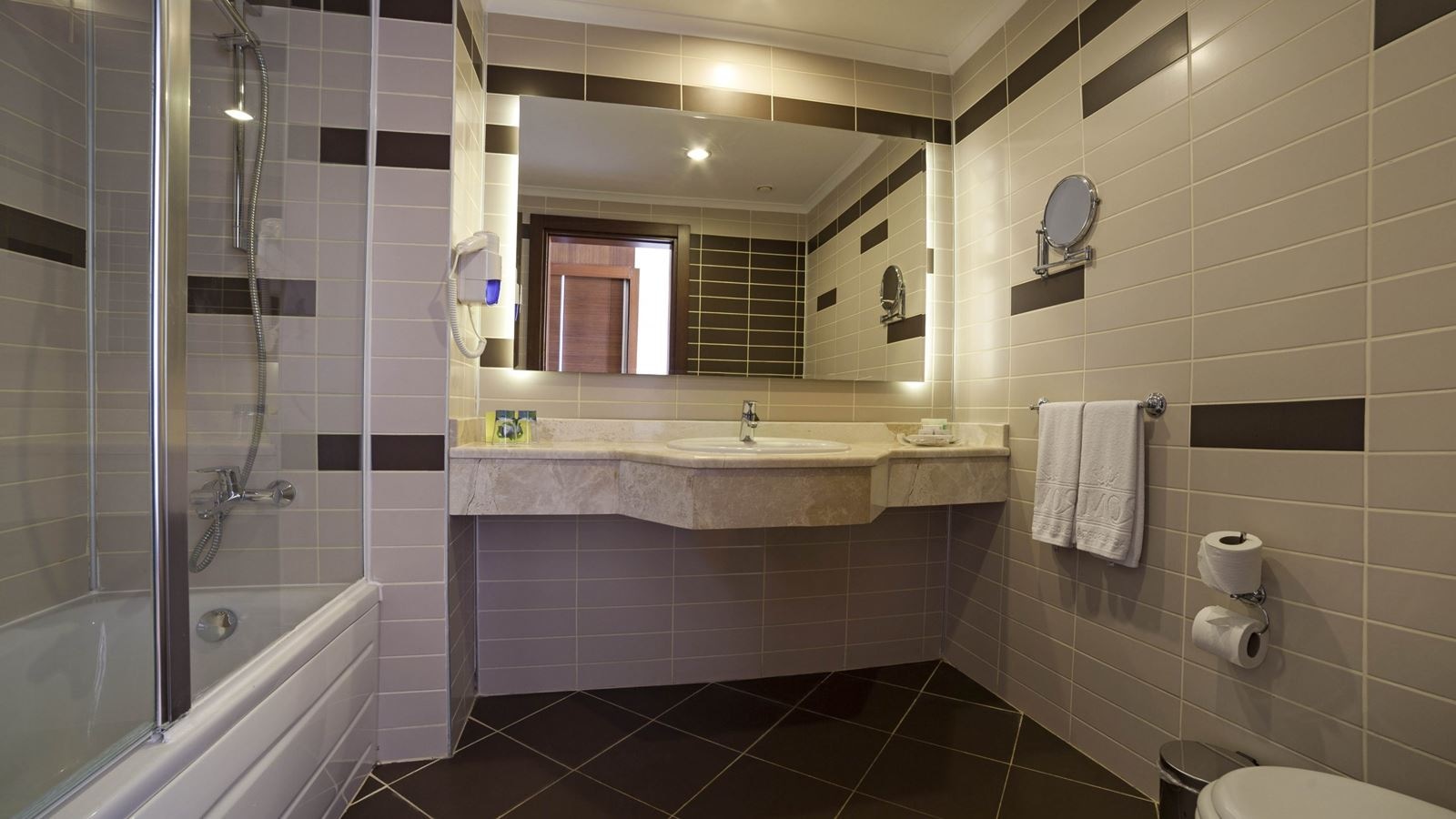 rooms-standard-room-sea-view-with-balcony