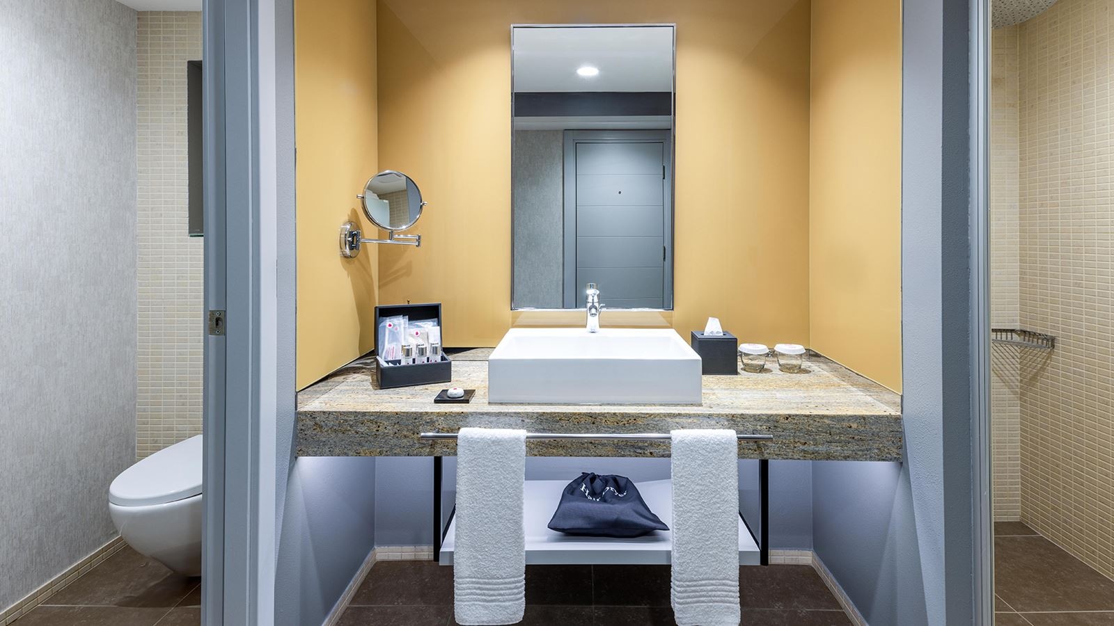 rooms-grand-residence