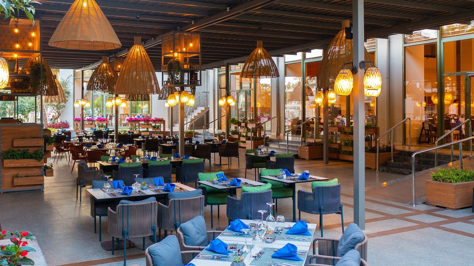 restaurants-palmiye-restaurant