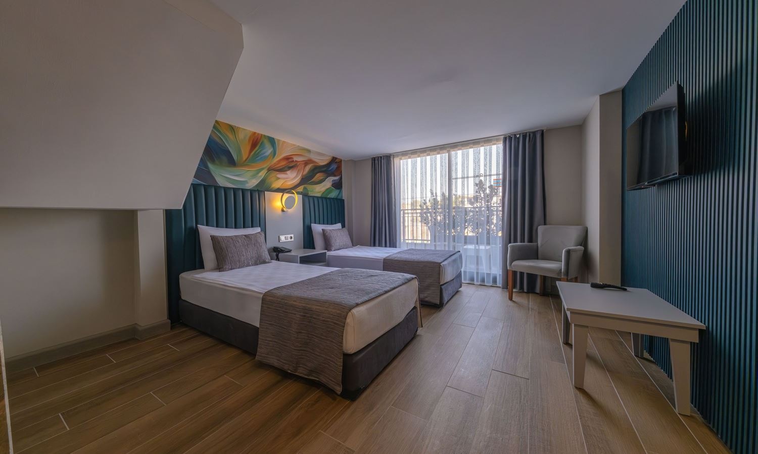 rooms-dublex-family-room