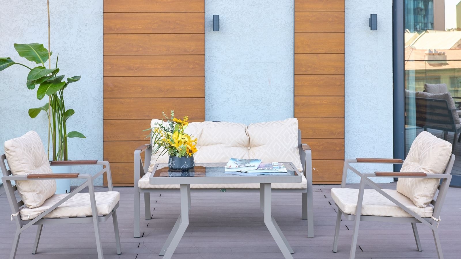 rooms-one-bedroom-apartment-with-terrace