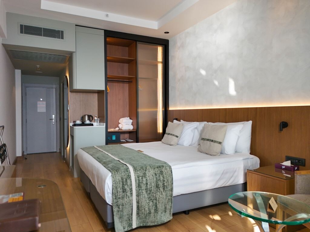 rooms-standard-room-sea-view