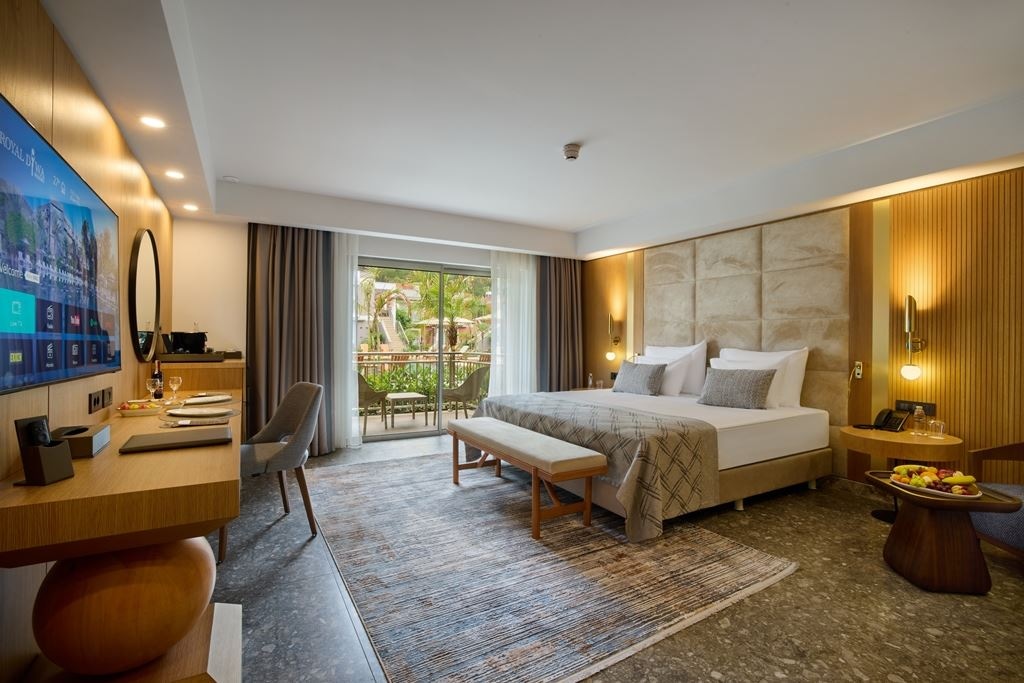 rooms-comfort-lake-house