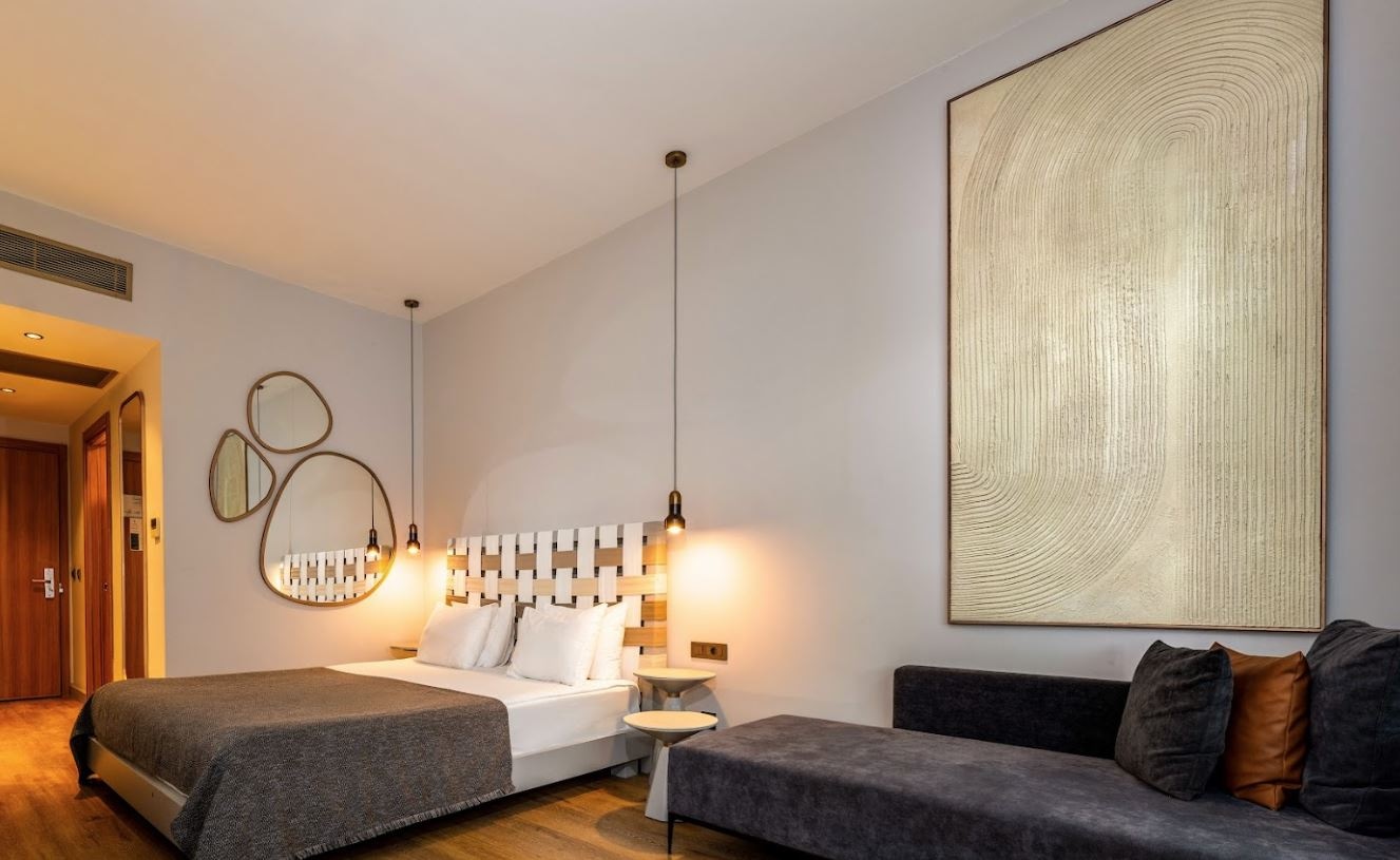 rooms-standart-land-view-room