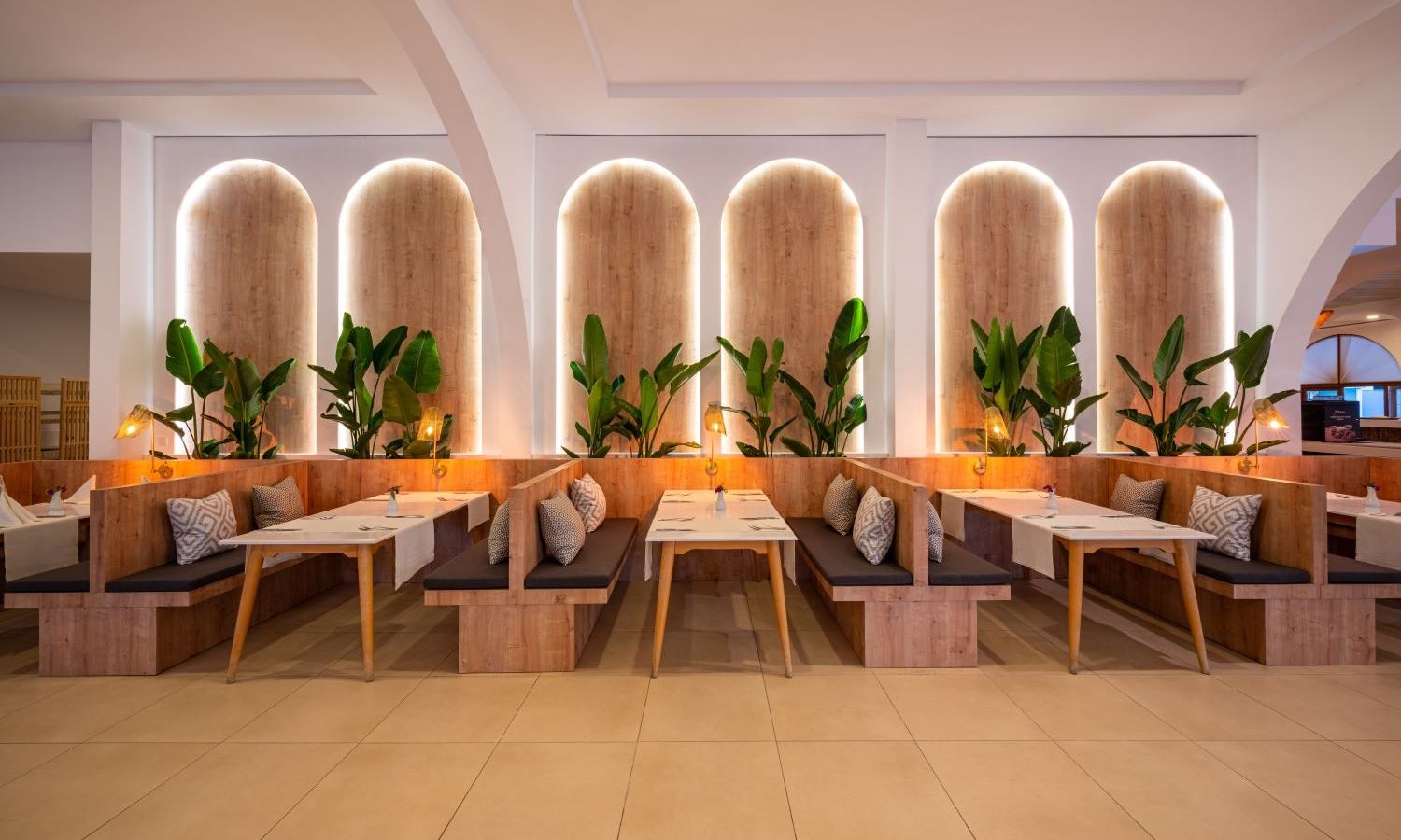 restaurants-main-restaurant