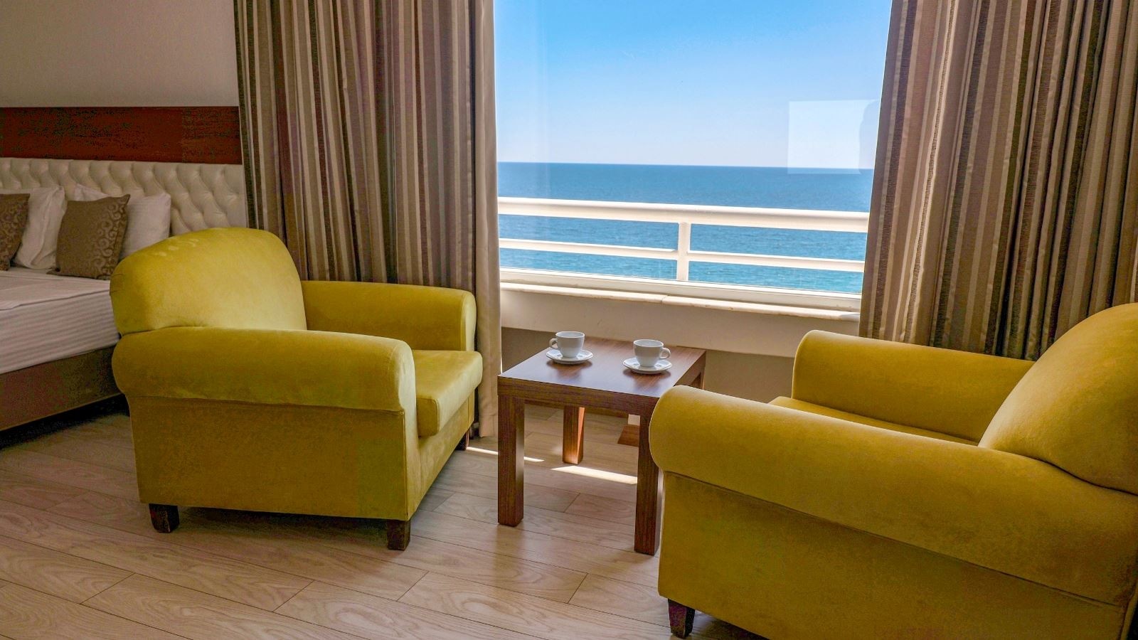 rooms-standard-room-sea-view