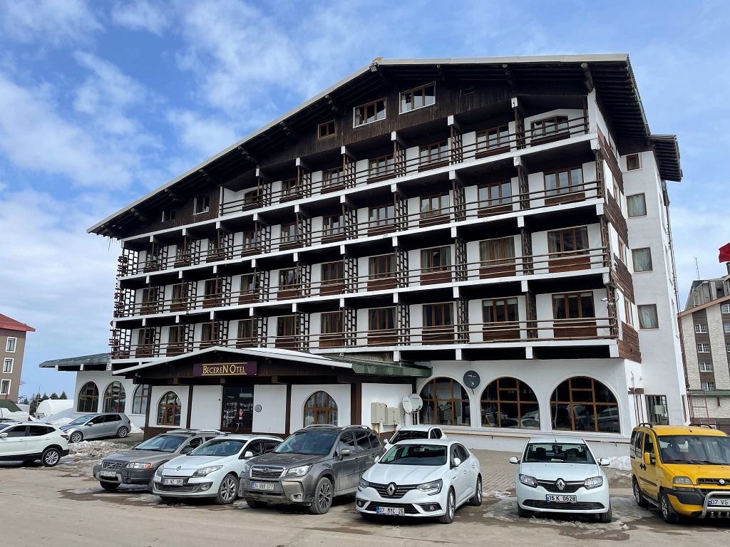 general-main-building