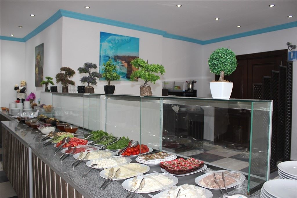 restaurants-garden-restaurant