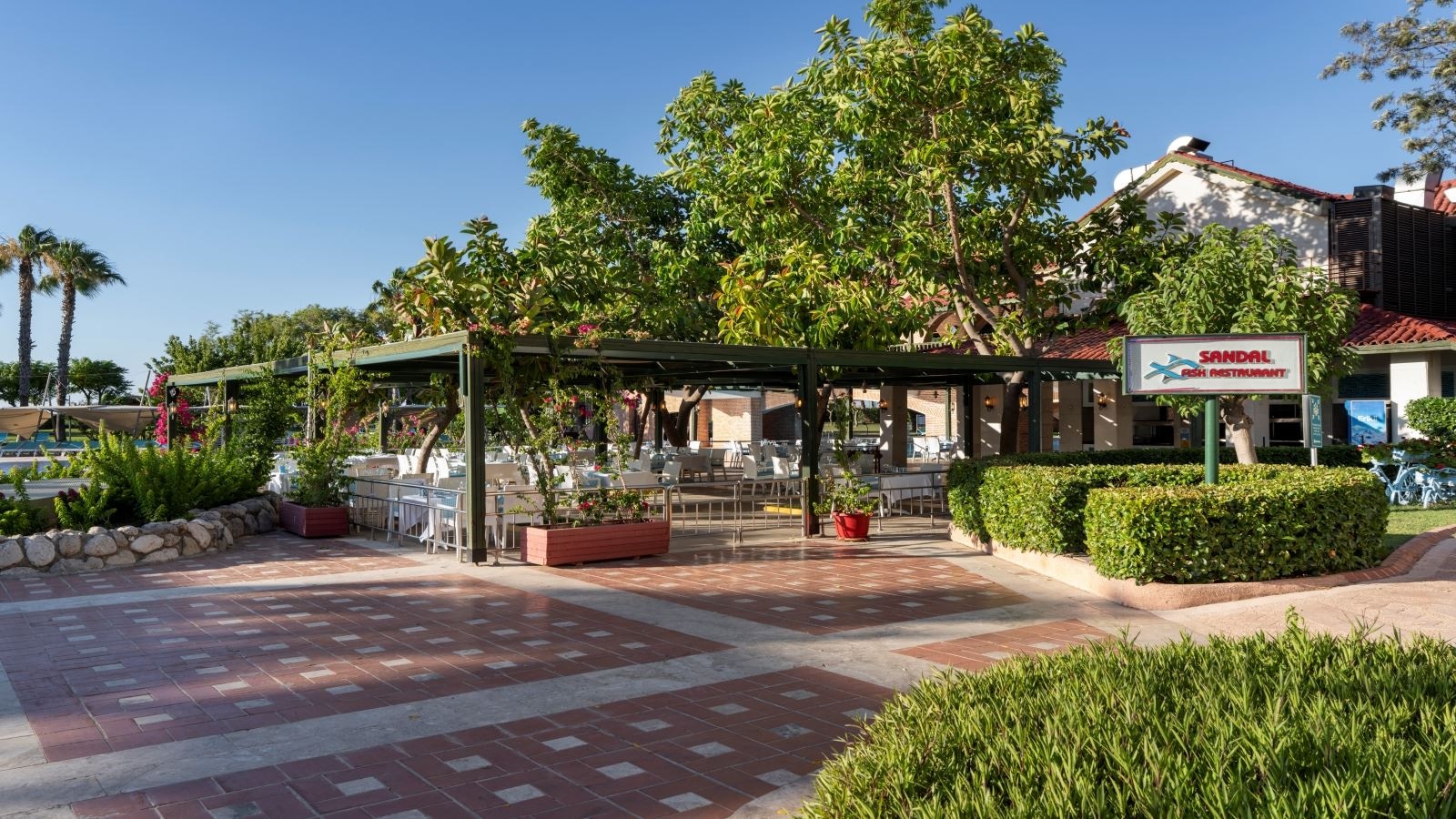 restaurants-sandal