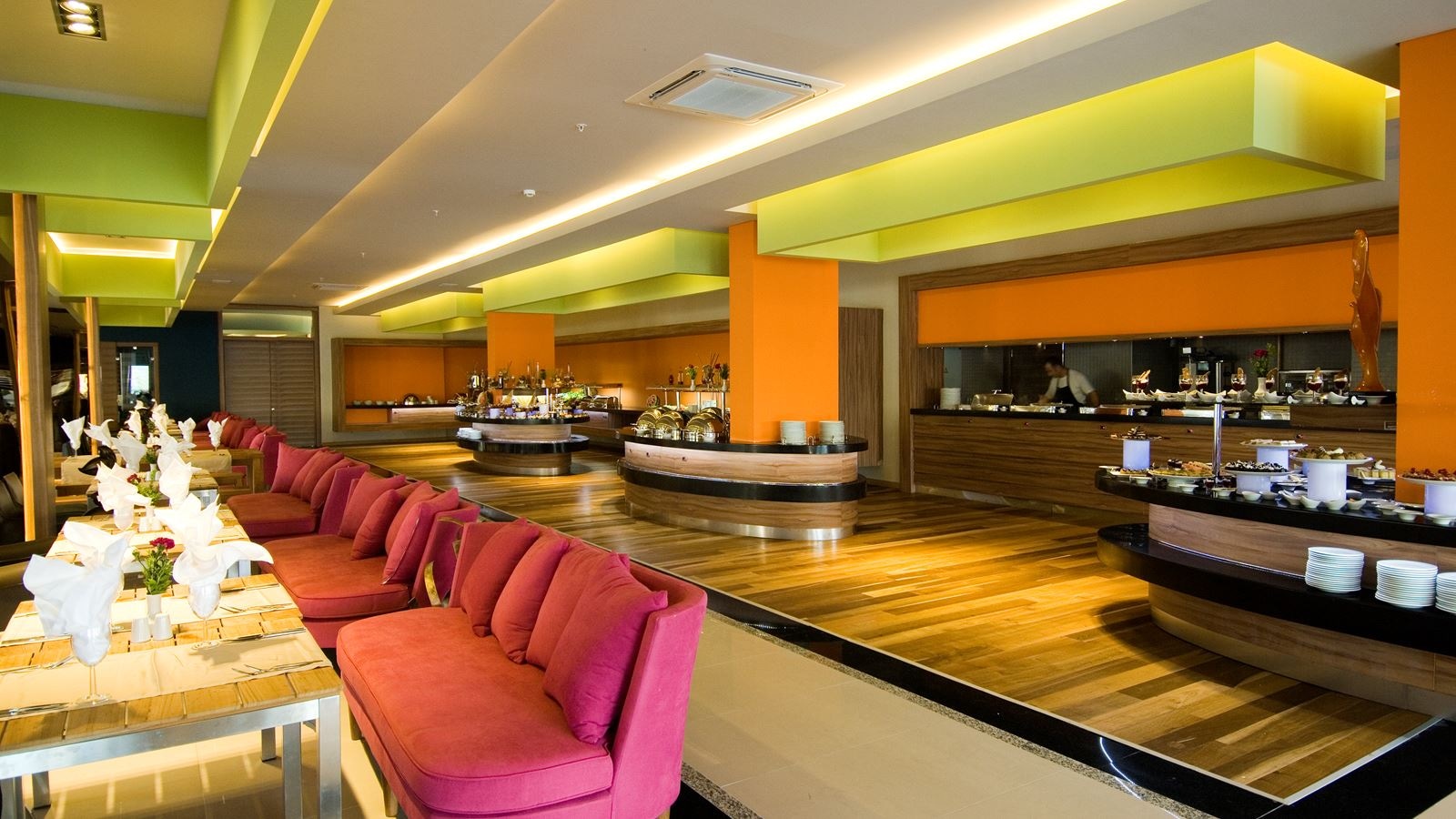 restaurants-main-restaurant