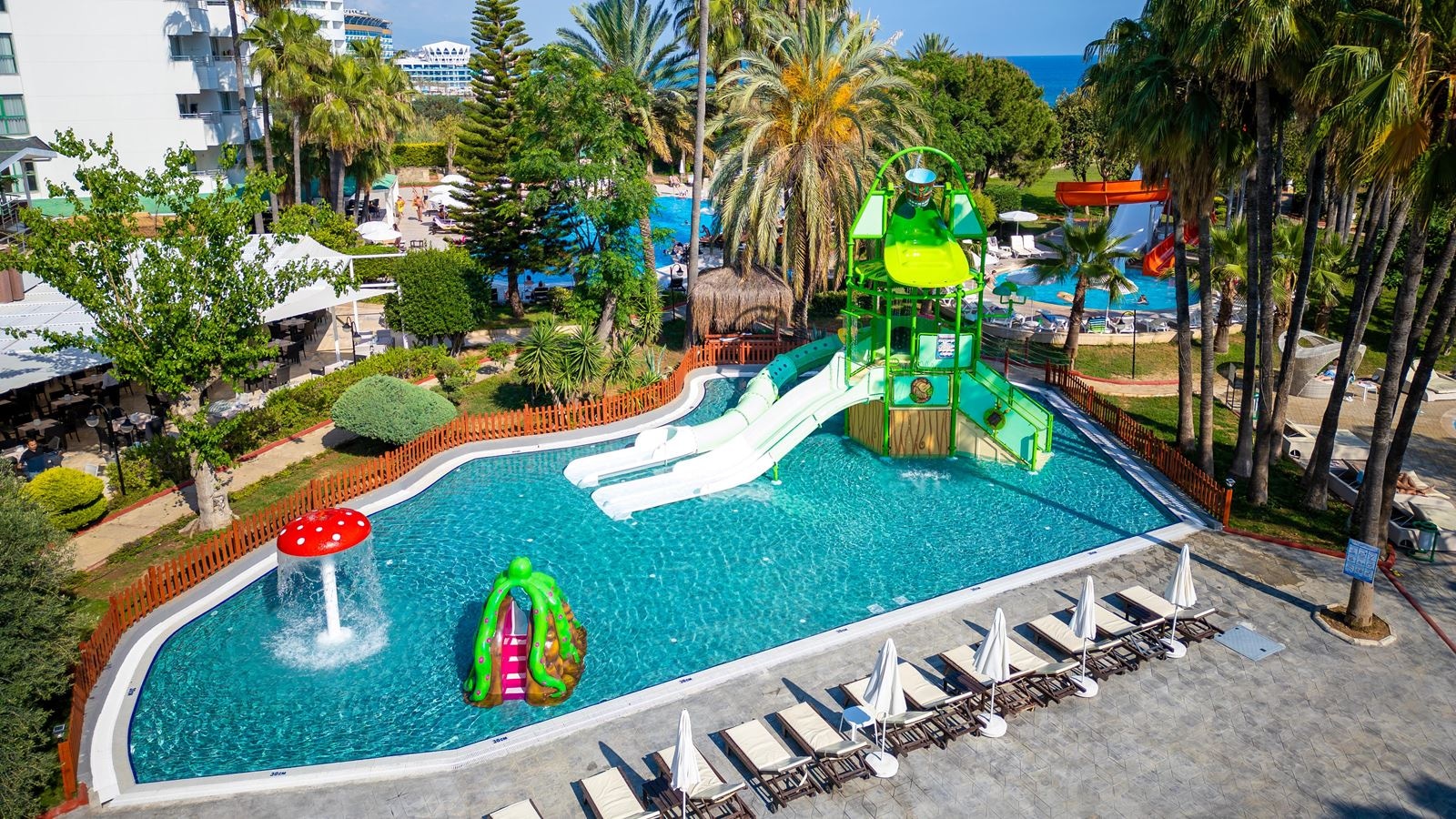 water-park-water-park