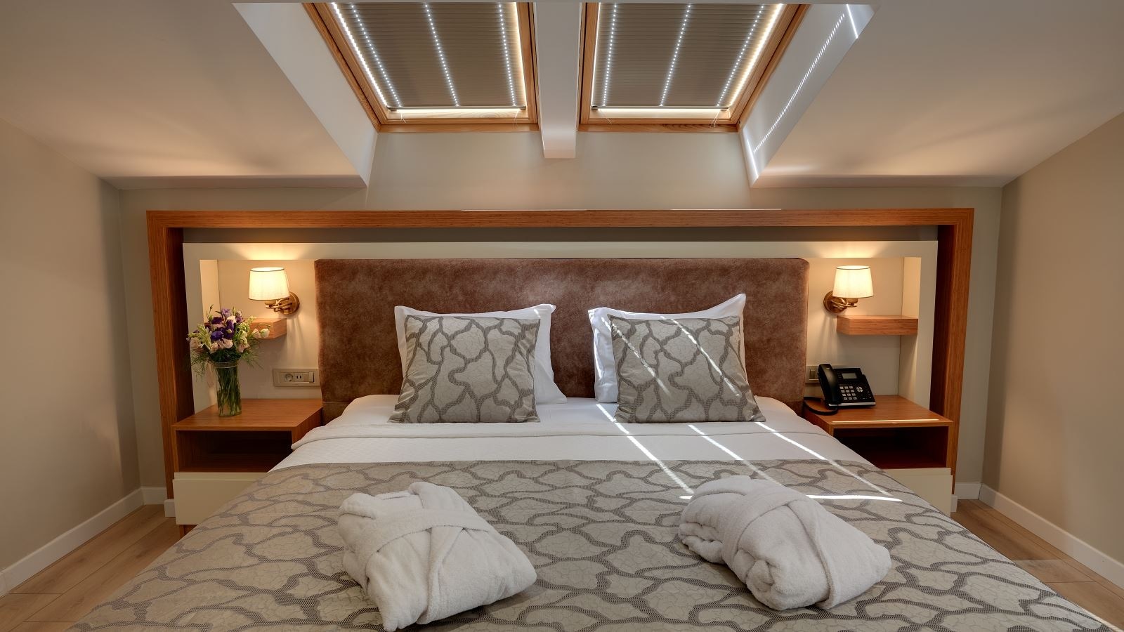 rooms-junior-suite-room