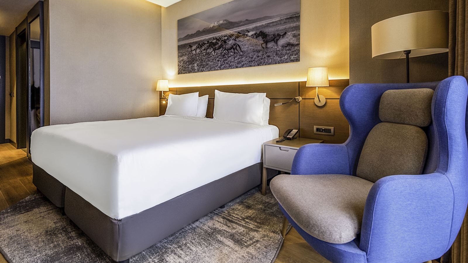 rooms-standart-room--balcony