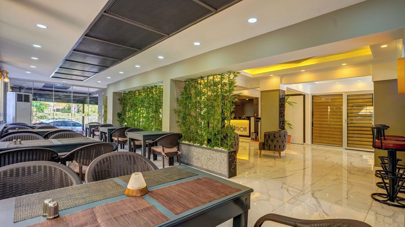 restaurants-restaurants