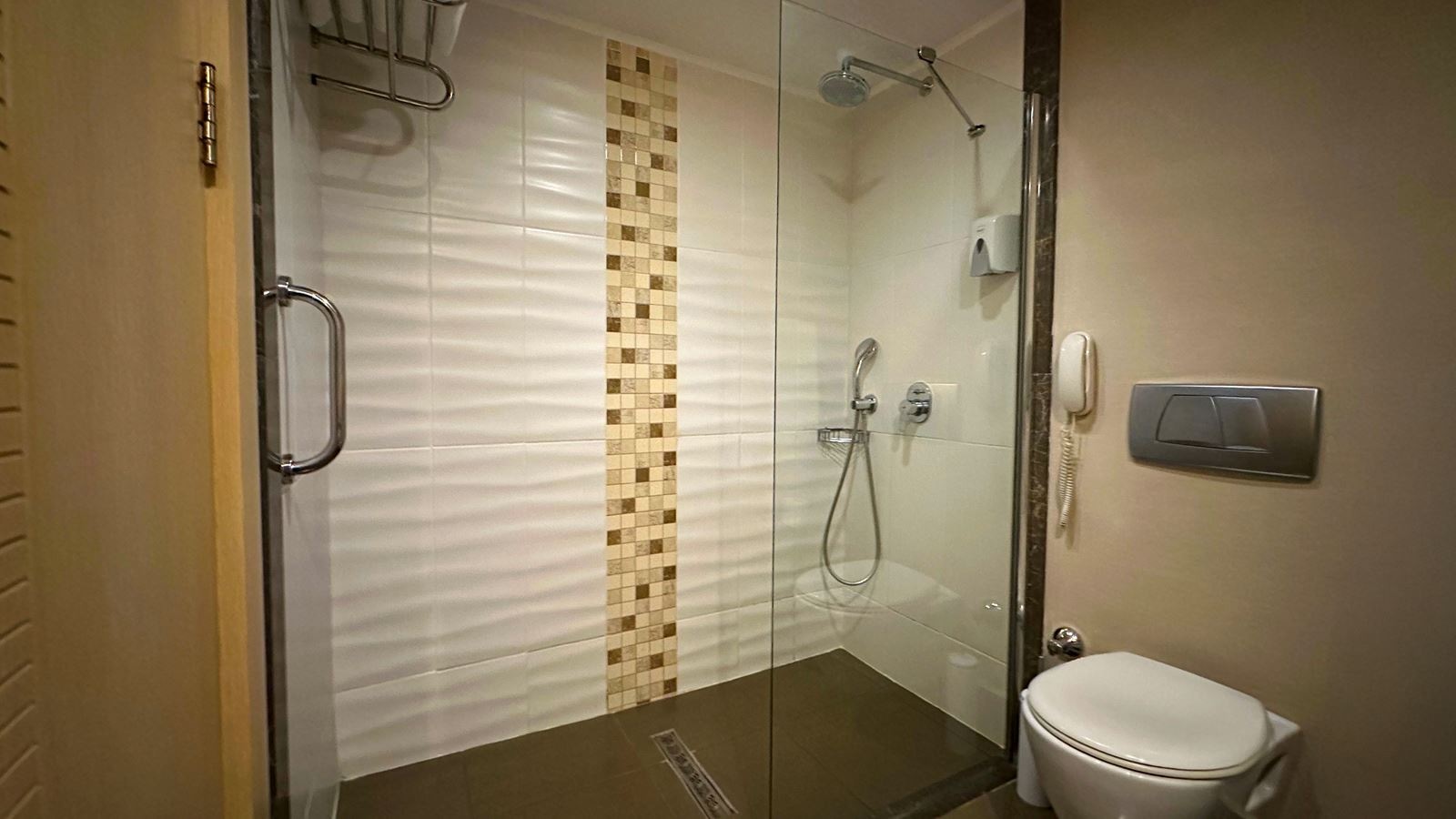 rooms-economy-room