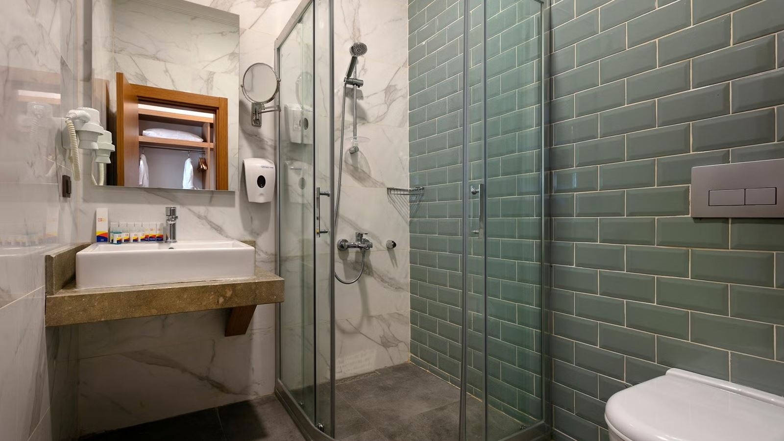 rooms-garden-promo-room