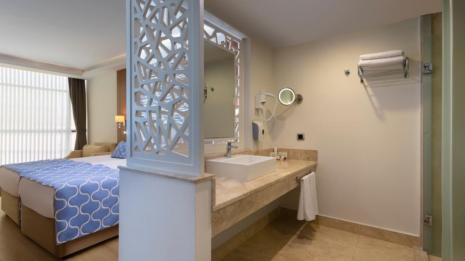 rooms-standard-room-sea-view