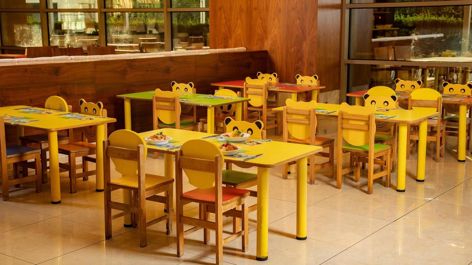 restaurants-restaurants