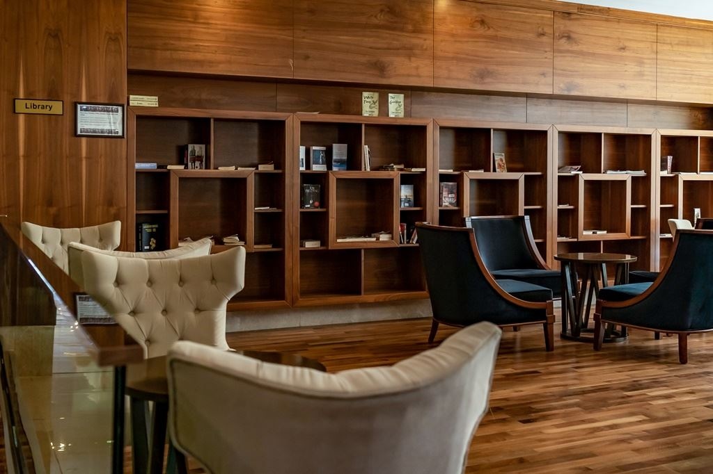 general-main-building