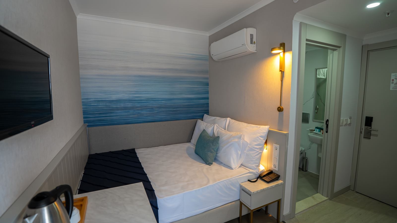 rooms-economy-room