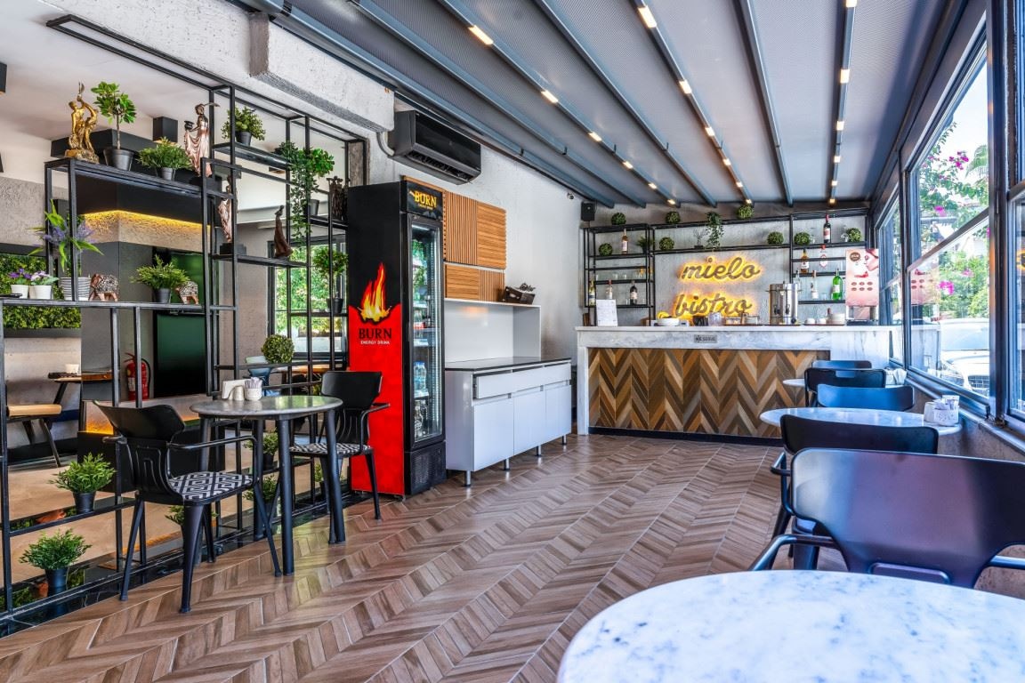 restaurants-restaurants