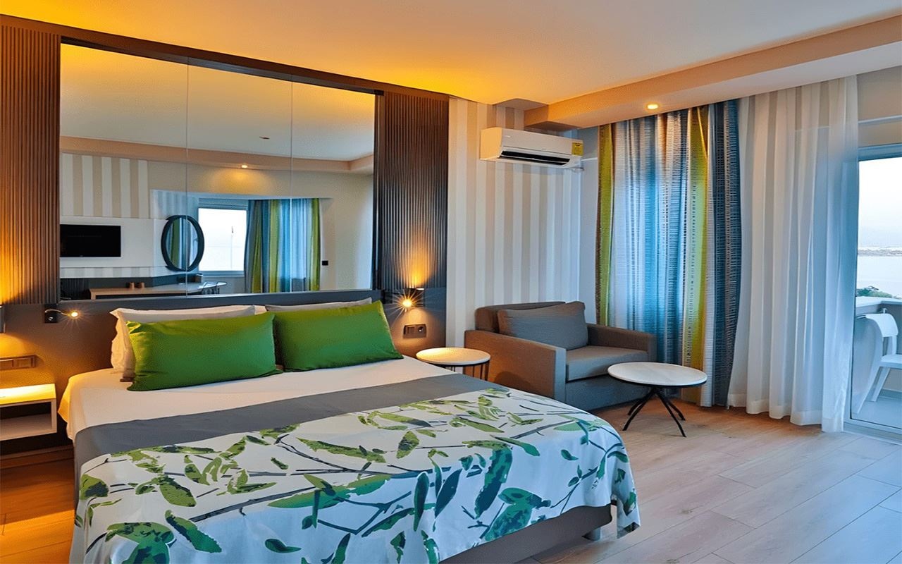 rooms-couple-room-land-view