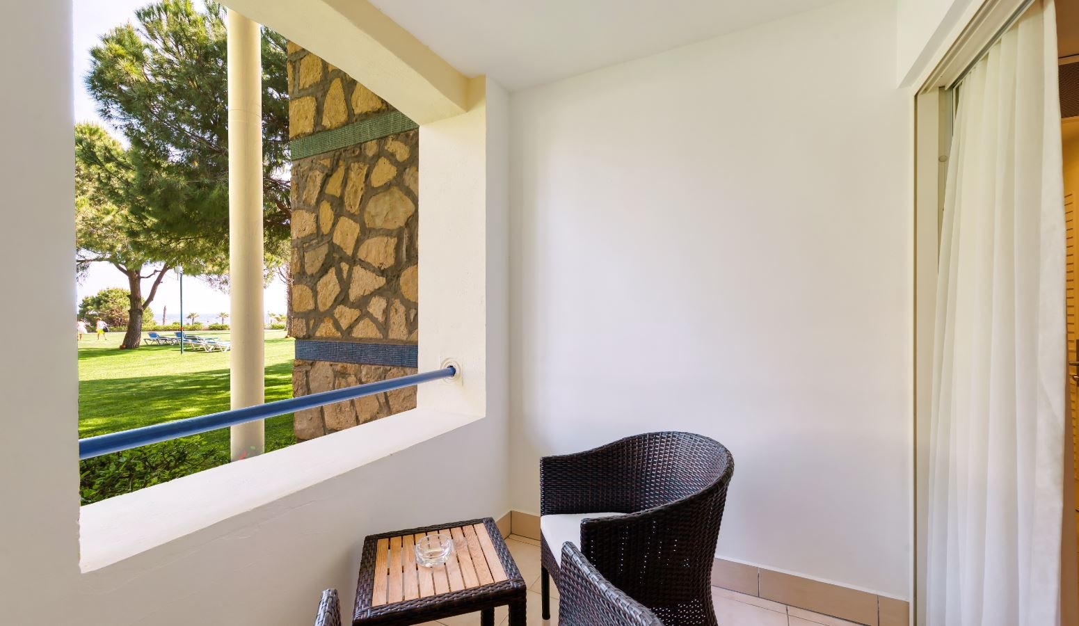 rooms-double-room-classic-dbl1