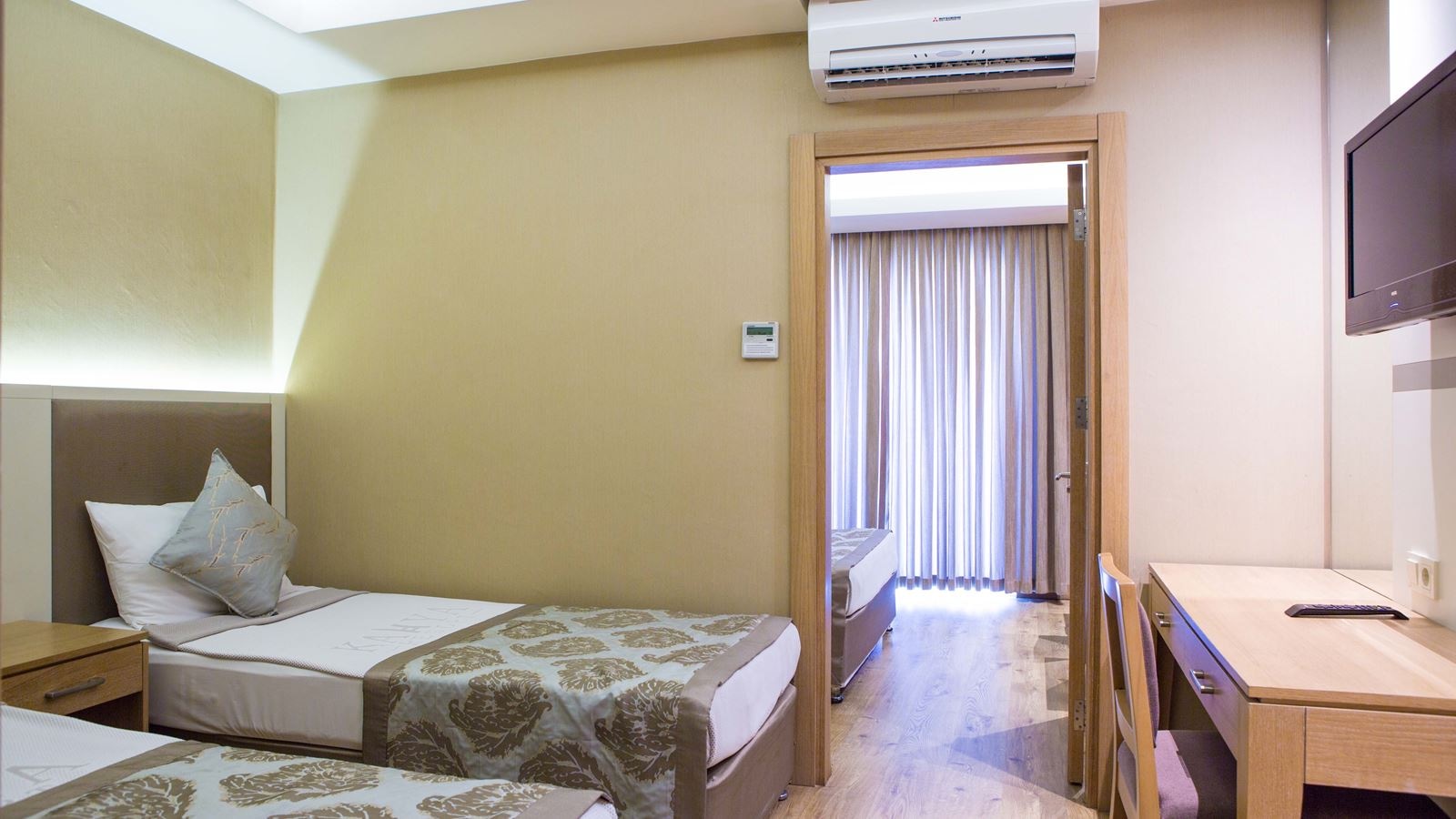 rooms-family-room-2-bedrooms