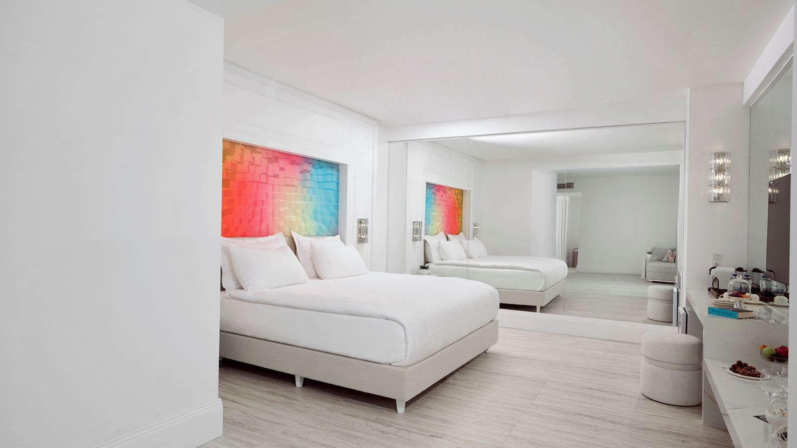 rooms-pearl-room-land-view