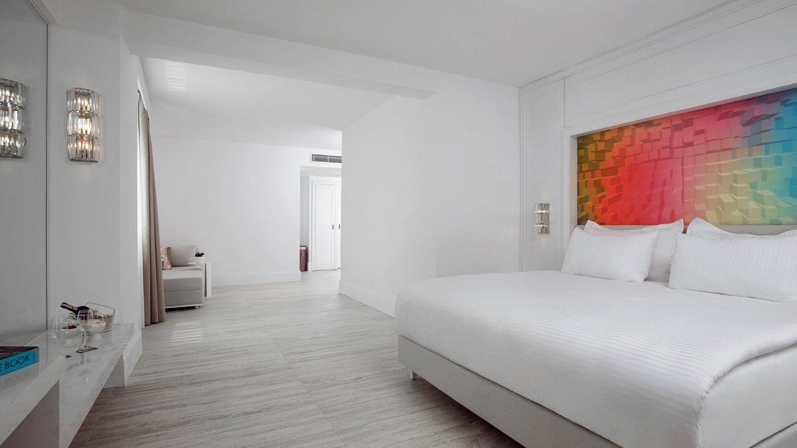 rooms-pearl-room-land-view