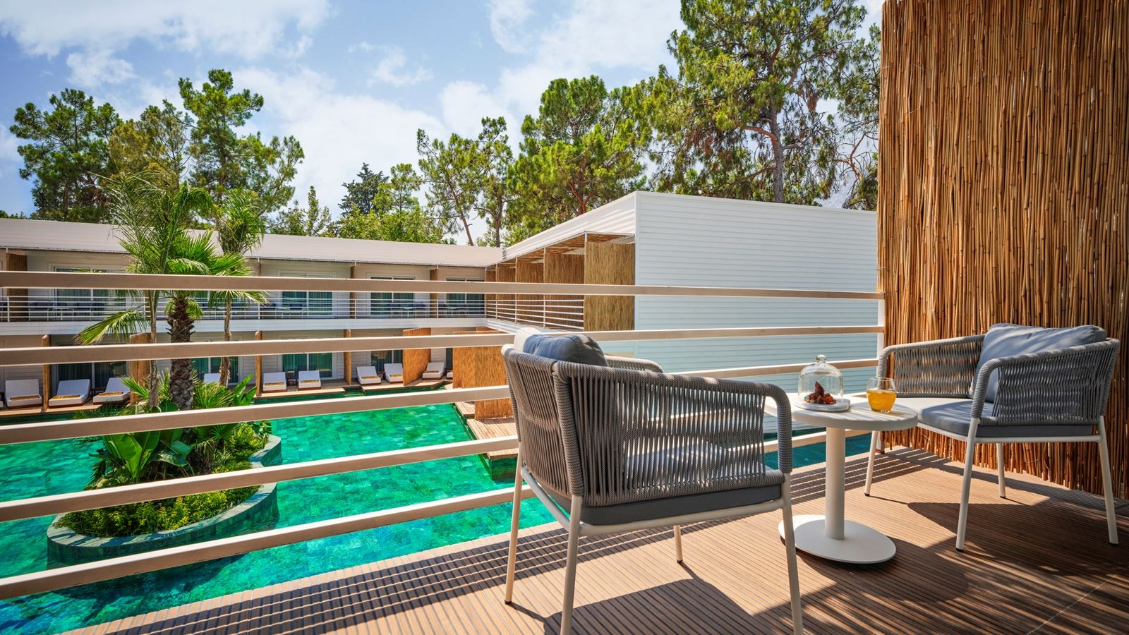 rooms-laguna-duplex-suite