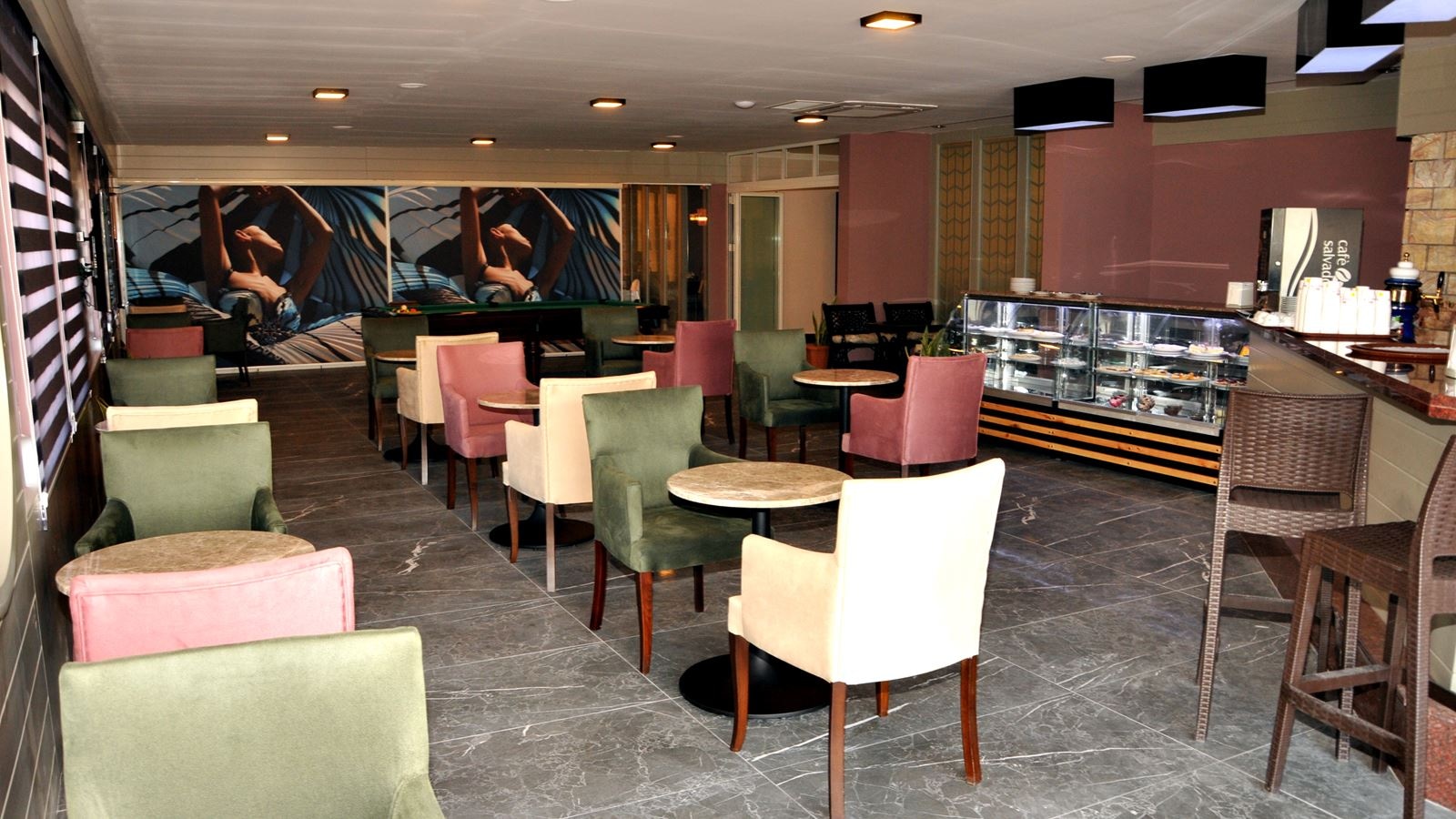 restaurants-alacart-restaurant