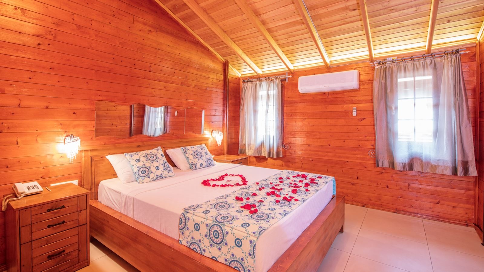 rooms-deluxe-suit-bungalow