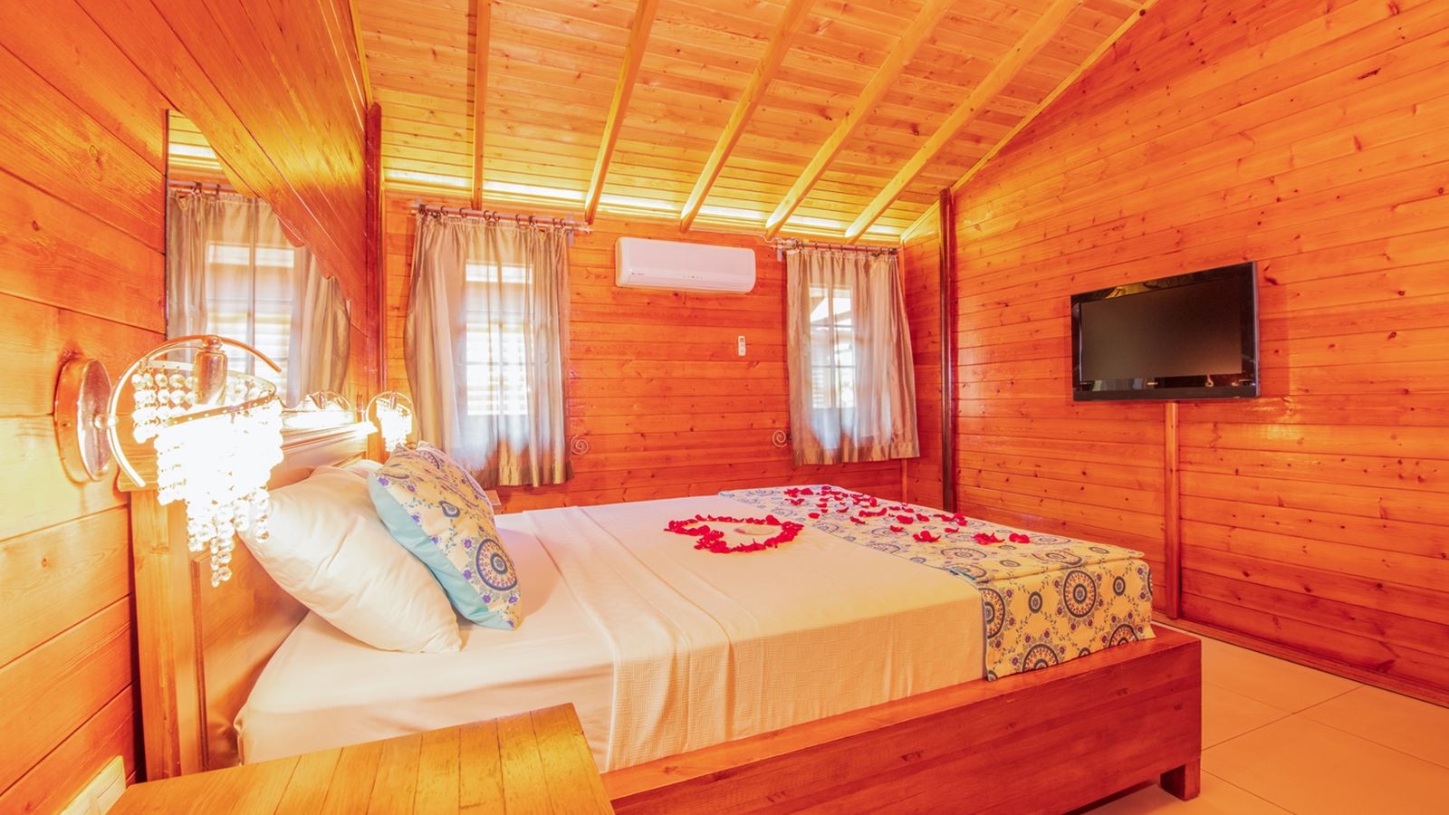rooms-deluxe-suit-bungalow