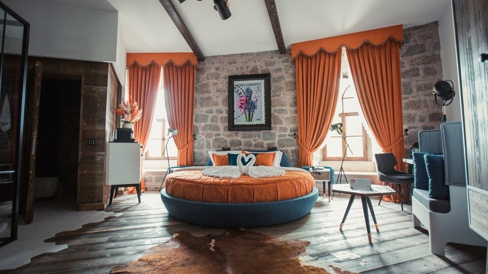 rooms-queen-spa-room