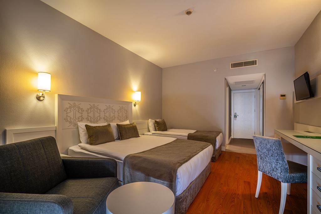 rooms-standart-large-room-sea-view