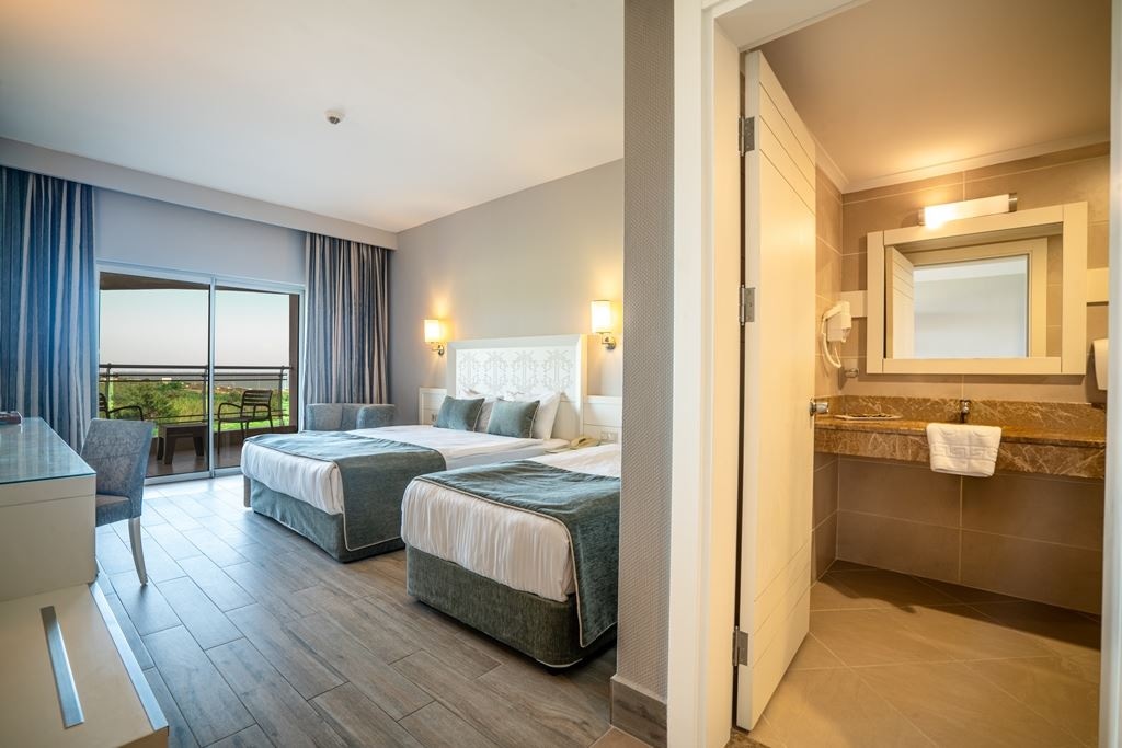 rooms-standart-room-side-sea-view