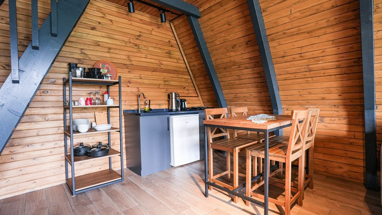 rooms-bungalow-2+1-oda-dag-manzarali-isitmali-ozel-havuzlu