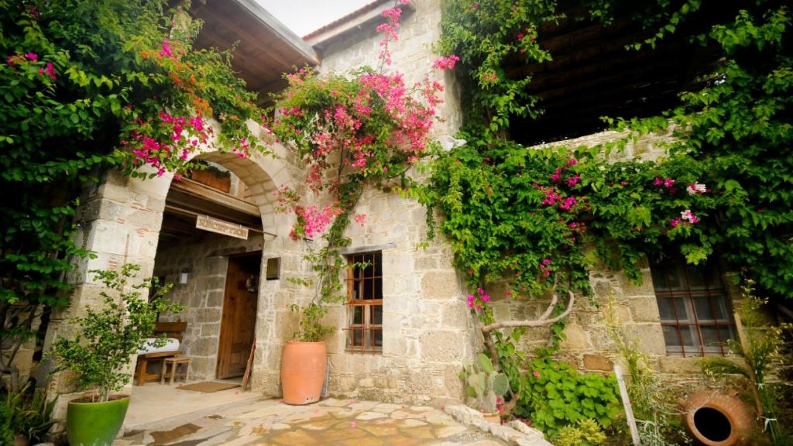 general-main-building