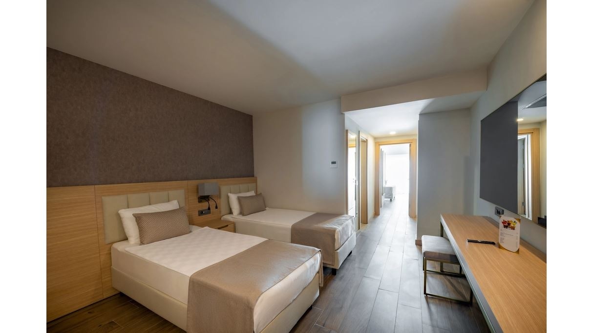 rooms-family-comfort-room