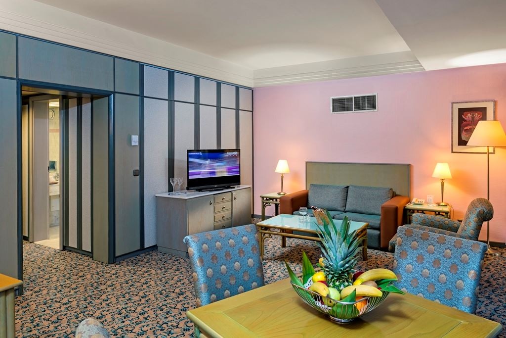 rooms-family-suit-room-sea-view