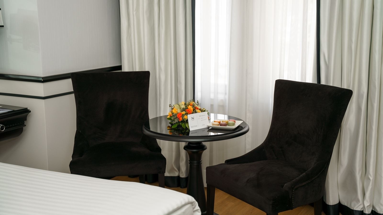 rooms-deluxe-french-deniz-manzarali