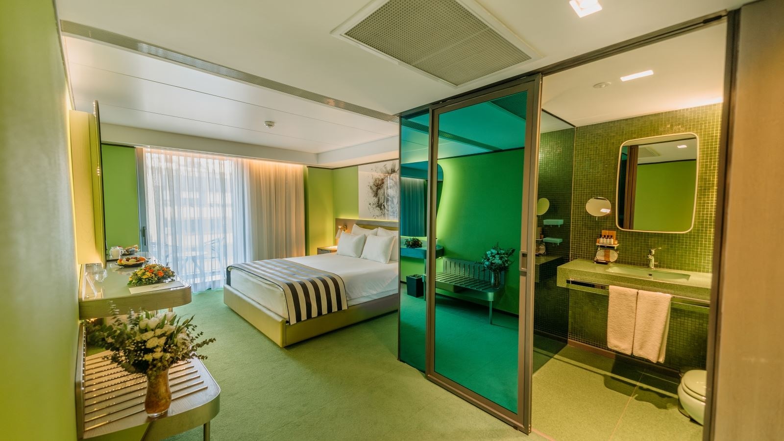 rooms-aile-odasi-balkonlu